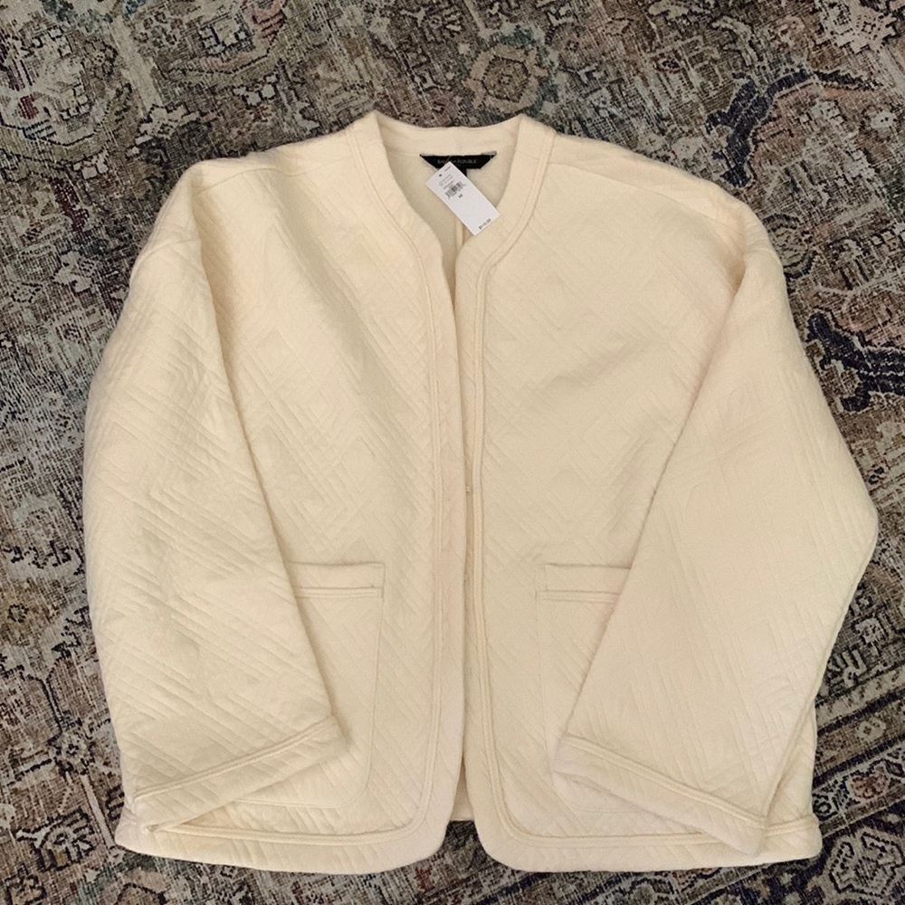New, with tags quilted jacket from Banana Republic in winter white. Size XS